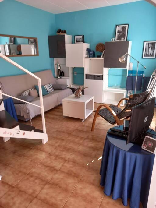 Nautilus Agradable Villa A 5 Minutos A Pie De La Playa Ρόζες Εξωτερικό φωτογραφία